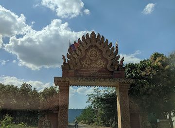 cambodia/preah-vihear-province/landmark/tbeng-meanchey-mountain