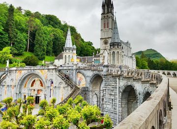 france/lourdes/landmark/maison-paternelle-de-sainte-bernadette