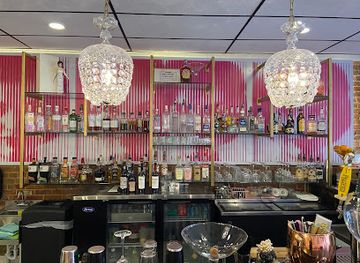 oklahoma/enid/landmark/pj-s-champagne-bar