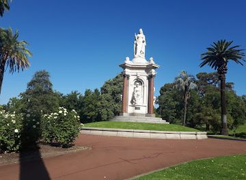 australia/central-victoria/landmark/queen-victoria-monument