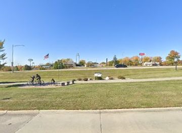 iowa/newton/landmark/rocky-marciano-memorial