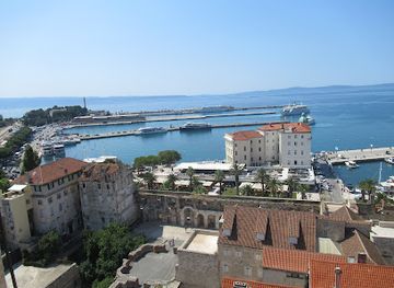 croatia/split/landmark/jugoistocni-toranj-dioklecijanove-palace