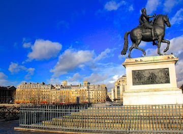 france/paris/landmark/jacques-de-molay-knight-templar-memorial