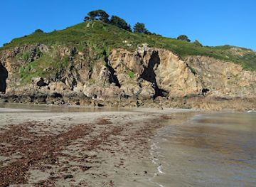 guernsey/pleinmont-point/landmark/le-petit-bot-tower