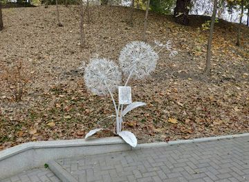 moldova/bessarabia/landmark/sculptura-simbol-in-memoria-victimelor-violentei-in-familie
