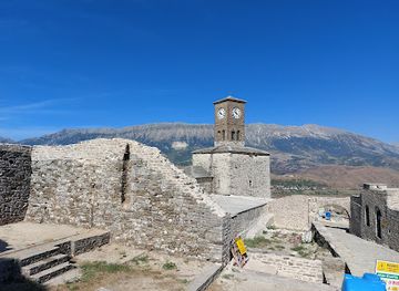 albania/gjirokaster/landmark/skena-e-festivalit-folklorik-gjirokaster