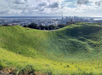 new-zealand/bay-of-plenty/landmark/maungawhau-mount-eden