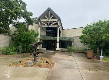 virginia/eastern-shore/landmark/eastern-shore-of-virginia-national-wildlife-refuge-visitor-center