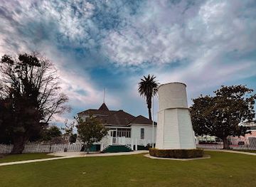 california/huntington-beach/pacific-city/landmark/newland-house-museum