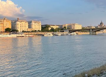 hungary/transdanubia/landmark/margitsziget-musical-fountain