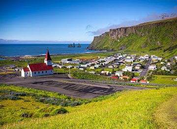 iceland/vík-í-mýrdal/landmark/vik-i-myrdal-church
