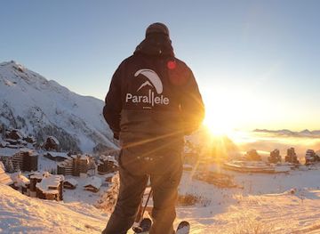 france/avoriaz/landmark/parallele-activities-ski-snowboard-paragliding