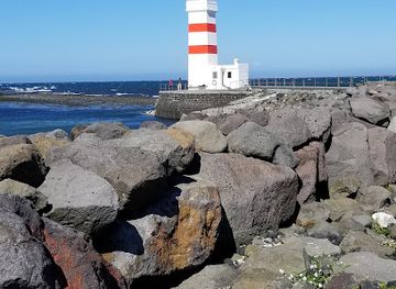 iceland/reykjanes-peninsula/landmark/garour-old-lighthouse