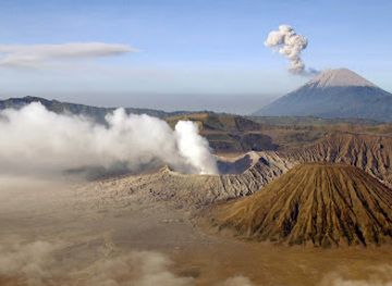 indonesia/mount-bromo/landmark/gn-batok