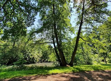 germany/hamburg/eimsbuttel/landmark/alte-eiche