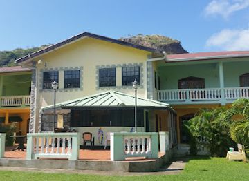 saint-lucia/micoud-quarter/landmark/hewanorra-gardens