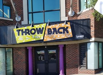 kansas/kansas-city/westport/landmark/throwback-kc