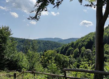 ukraine/yaremche/landmark/mini-zoo