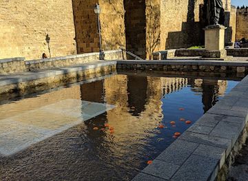 spain/cordoba/landmark/estatua-de-maimonides