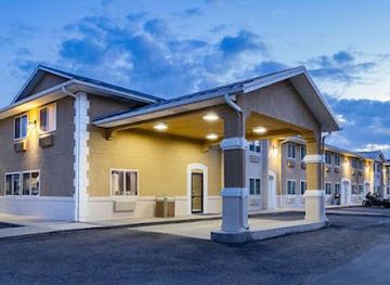 utah/richfield/landmark/super-8-by-wyndham-richfield-ut