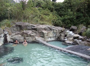 ecuador/papallacta-hot-springs/landmark/papallacta-hot-springs-reservations-office-quito