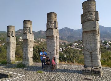 mexico/taxco/landmark/atlantes-taxco