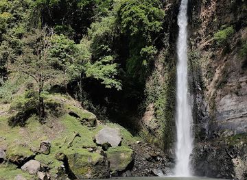 indonesia/east-nusa-tenggara/landmark/air-terjun-ogi