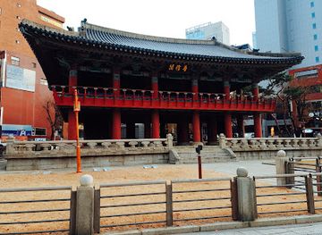 south-korea/gwandong-region/landmark/jonggak-avenue-of-youth