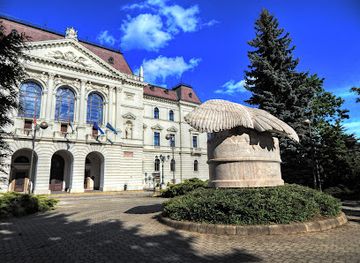 hungary/veszprem/landmark/brusznyai-arpad-emlekmu