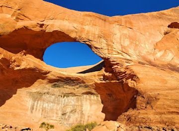 utah/moab/landmark/pinto-arch