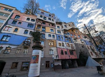 austria/lower-austria/landmark/hundertwasser-house
