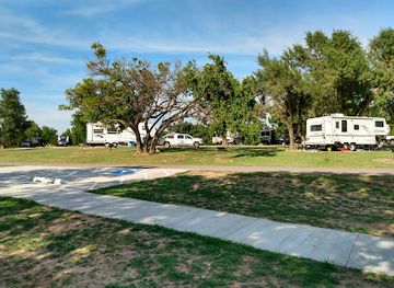 oklahoma/prairie-plains/landmark/boiling-springs-state-park