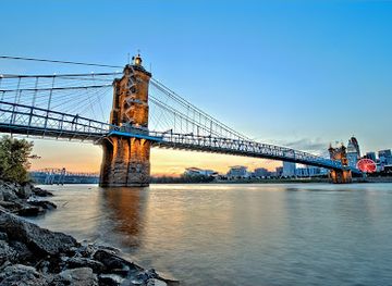 kentucky/covington/landmark/the-cincy-region-tourism-alliance