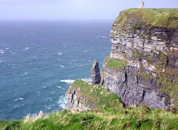 ireland/cliffs-of-moher/landmark/o-brien-s-tower