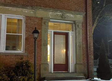 ohio/cincinnati/landmark/twelve-mile-house