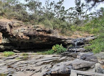 australia/the-twelve-apostles/landmark/swallow-cave