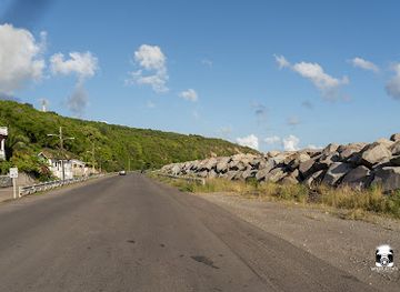 saint-kitts-and-nevis/newcastle/landmark/old-road-bay