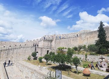 turkiye/aegean-region/landmark/cesme-castle