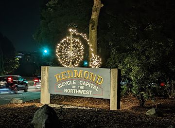 washington/redmond/landmark/redmond-city-sign