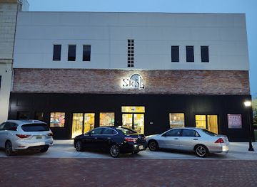 mississippi/biloxi/landmark/skal-axe-throwing