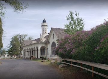 oregon/harney-basin/landmark/the-mill-house-bed-and-breakfast-inn-and-events