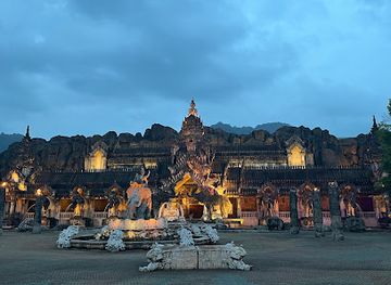 thailand/phuket-province/landmark/phuket-fantasea