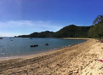 australia/magnetic-island/landmark/marlin-bar