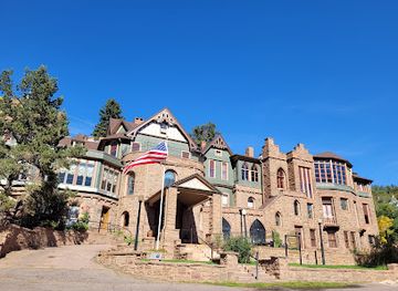 colorado/colorado-springs/manitou-springs/landmark/miramont-castle-museum-and-the-queen-s-parlour-tea-room