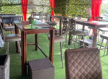 jamaica/liguanea-plains/landmark/island-vibz