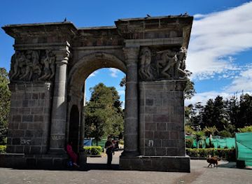 ecuador/santa-elena-region/landmark/parque-el-ejido