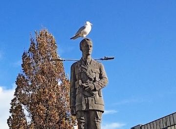 ireland/salthill/landmark/liam-mellows-statue