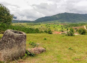 laos/central-laos/landmark/plain-of-jars-site-2