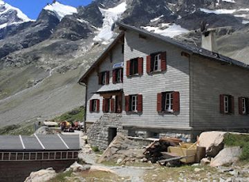 switzerland/engadin/landmark/boval-hut