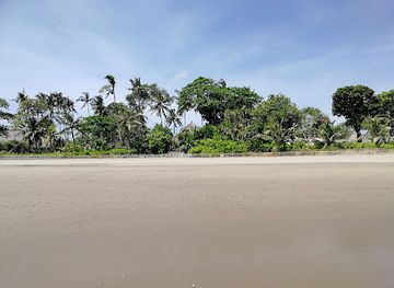 indonesia/bali/seminyak/landmark/kayu-aya-beach